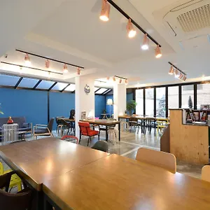 2* Gasthof Sunnyhill Hongdae