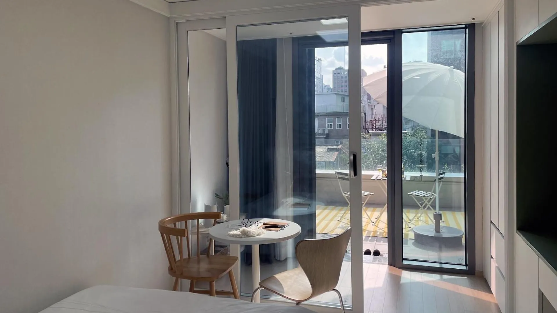 Apartment Urbanstay Myeongdong Seoul