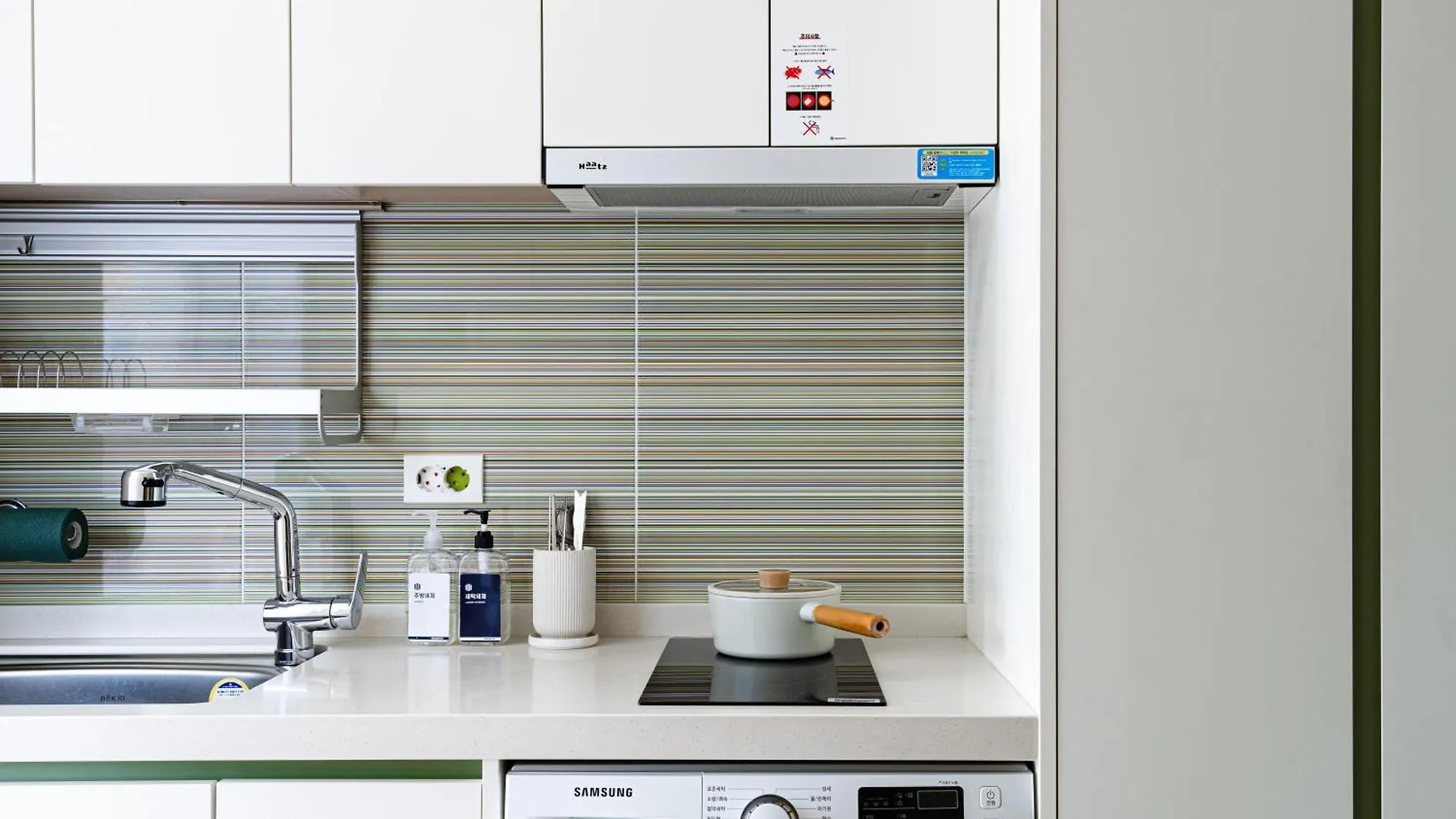 Apartment Urbanstay Myeongdong Seoul