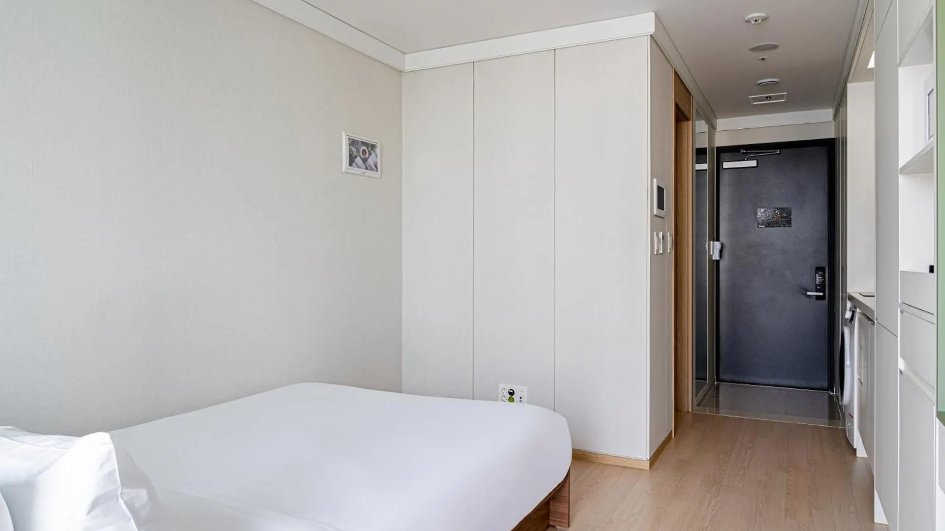 Urbanstay Myeongdong Seoul 0*,  South Korea